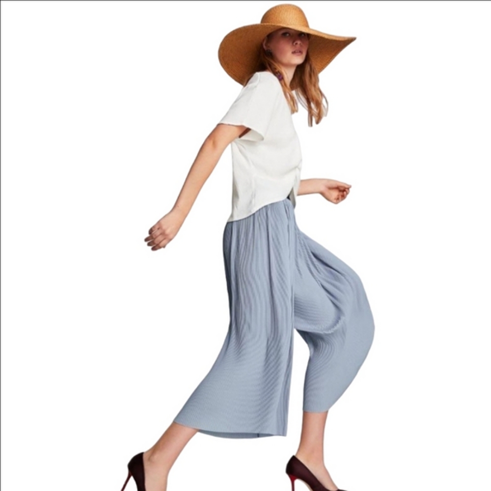 🆕 ZARA PLEATED CULOTTES TROUSERS LIGHT BLUE CROPPED PANTS WITH VELVET WAISTBAND - Picture 2 of 10